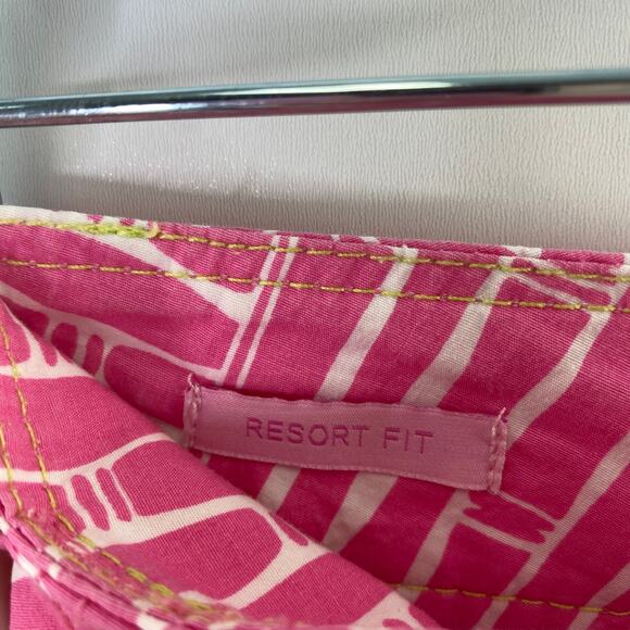 Lilly Pulitzer Resort Fit Geo Pattern High Waisted Casual Short Size 2 - Picture 6 of 8